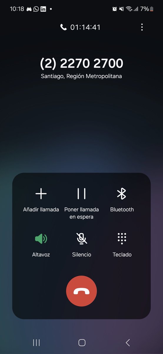 Mirko_ing's tweet photo. @Clinica_Davila la pagina se cayó,  el call center me tiene esperando hace una hora y por redes no contestan nada.
¿Como puedo acceder a los servicios de la clinica? https://t.co/8TYc49fZUE