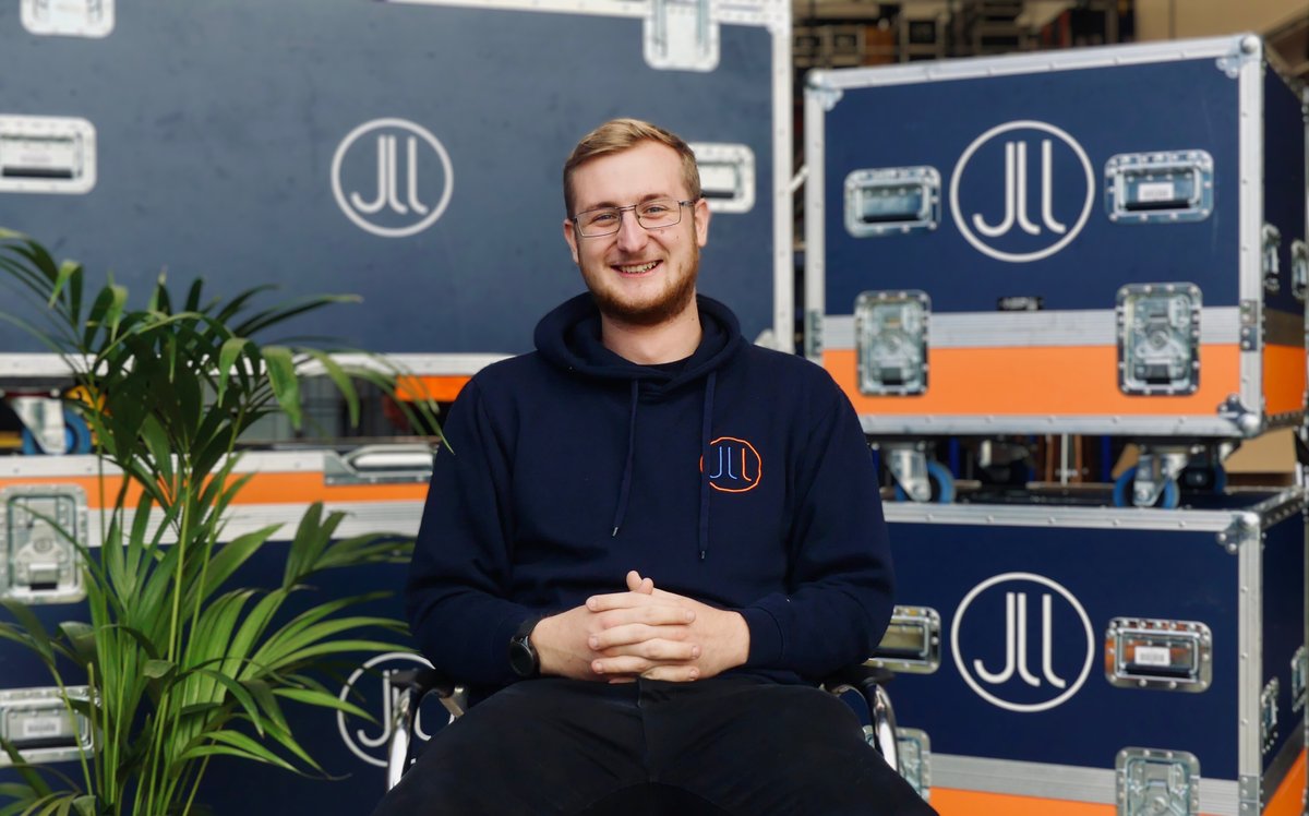 Meet Scott Wiggins, the newest addition to #TeamJLL, as Project Manager. 🎉

With several years’ AV and #TechnicalProduction experience in the live events sector, Scott brings a wealth of knowledge and experience into his new role!