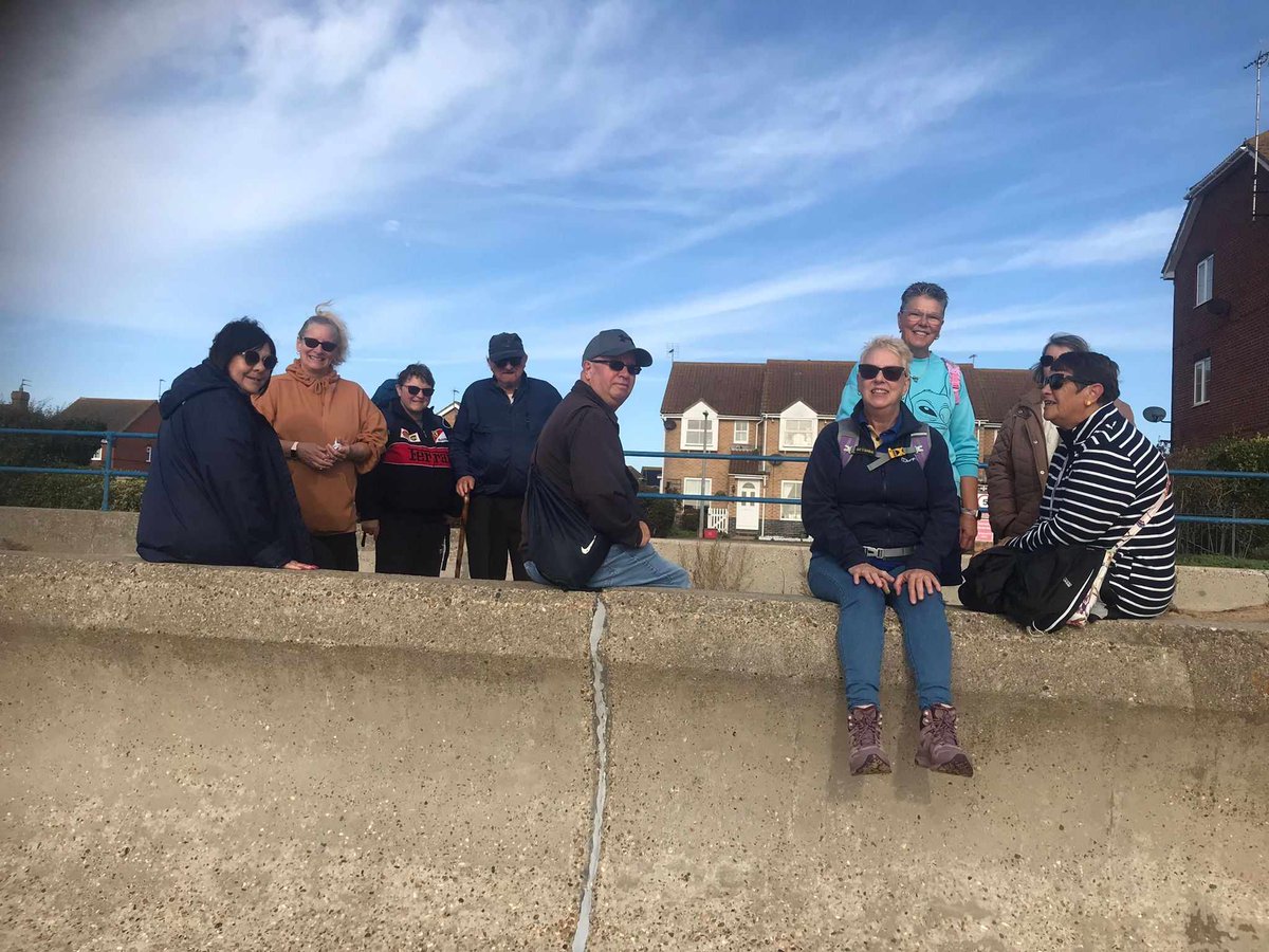 CVSTendring's tweet photo. A bright and sunny morning for our Jaywick walkers today! 😎
Why not join them next Monday and start your week right? Meet at Sunspot bus stop at 9.30am. Call Becky on 07707282907 for more details 😊 #walkingforfun #makenewfriends #jaywick
@ActiveEssex @Tendring_DC https://t.co/pM7KtBH2Jq
