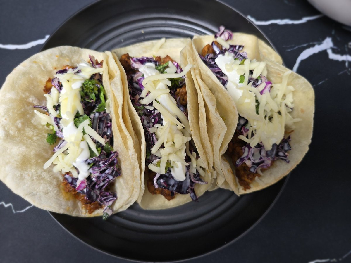 FeliciaCur49561's tweet photo. @HelloFresh And another good tasty ☝️Great for Taco Tuesday's. This one made my taste buds explode. Made more then describe. Budget friendly. Perfectly and easily made. 😋 😋 😋 #HelloFresh https://t.co/ZqRXyJHqyY