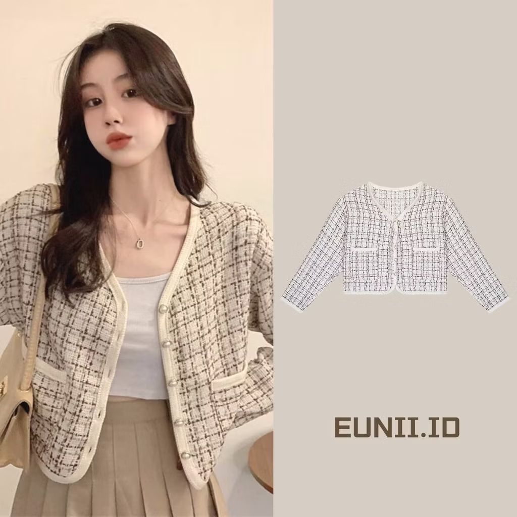ForeverOnly18's tweet photo. Cek EUNII Korean Style Jaket Wanita Terbaru Lengan Panjang V-neck Jacket Outer Crop dengan harga Rp59.999. Dapatkan di Shopee sekarang! https://t.co/yStpobONpx https://t.co/z37i6aifs8