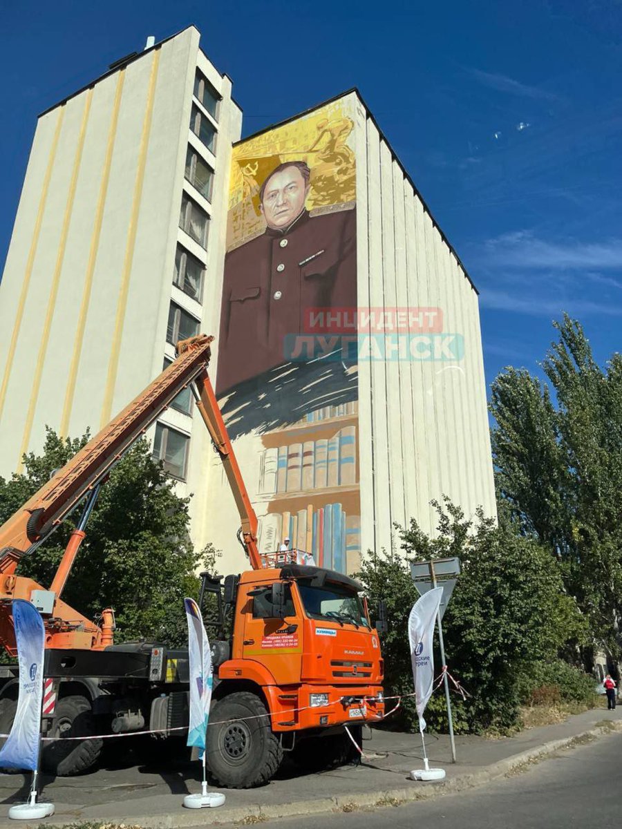 Спірін, молодша медична сестра tweet media