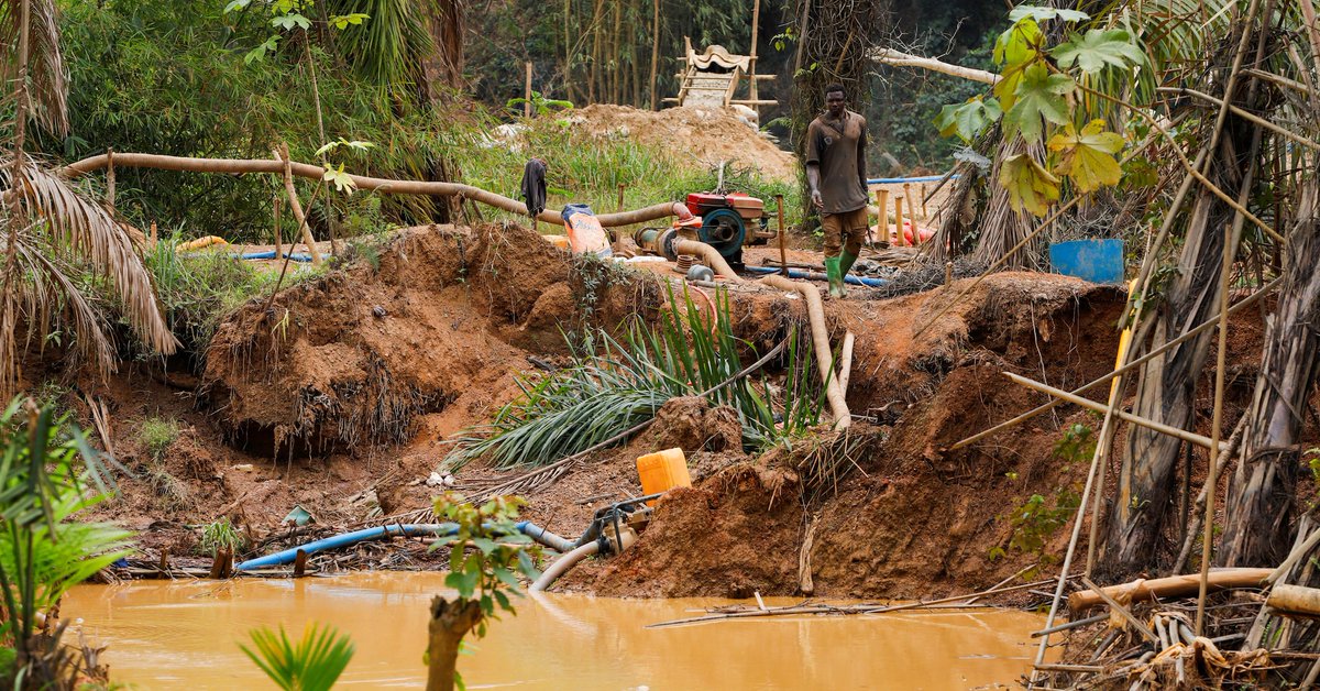 Ghana's wildcat gold mining booms, poisoning people and nature reut.rs/3ZTSQmn