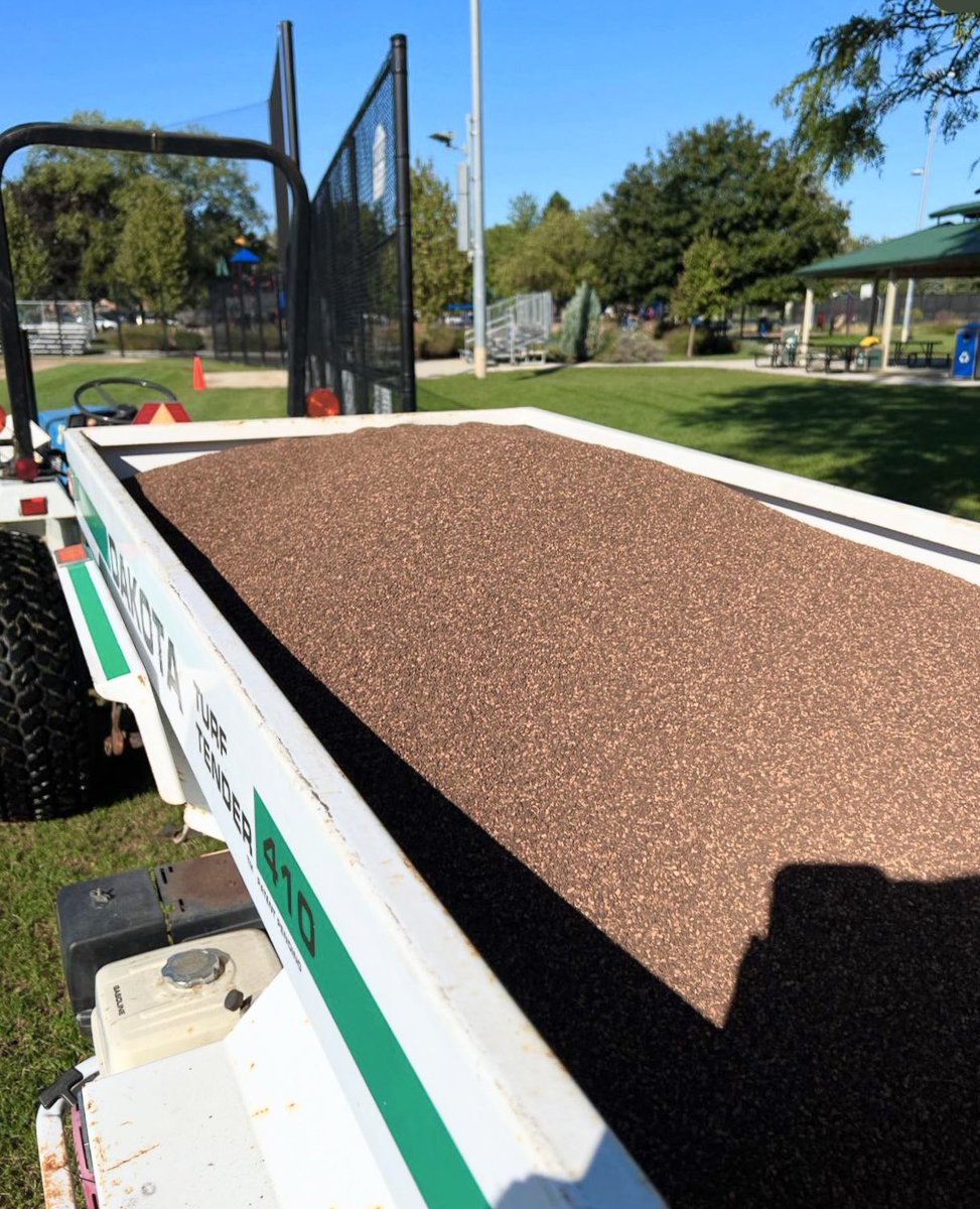 Turfaceproducts's tweet photo. Turface Elite is a must-have for any ball field renovation. The rich Champion Brown color is always a winner.
Thanks for the continued support, @tonyc_gxp
#turface #turfaceelite #turfaceathletics #fieldreno #baseball #softball #dirtgottaloveit #over60yearsstrong https://t.co/AOpmqKpuK5