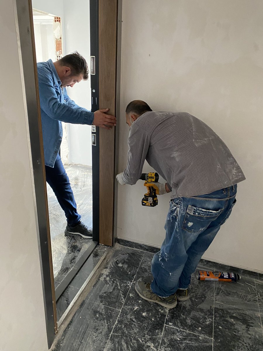 samsunakmanyapi's tweet photo. +++
Yeni görseller ile yakında sizlerle !

#inşaat #samsun #mimari #kapı #mutfakdekorasyonu #architecture #construction #door #daire #konut #satılık https://t.co/kjJcfztwzT