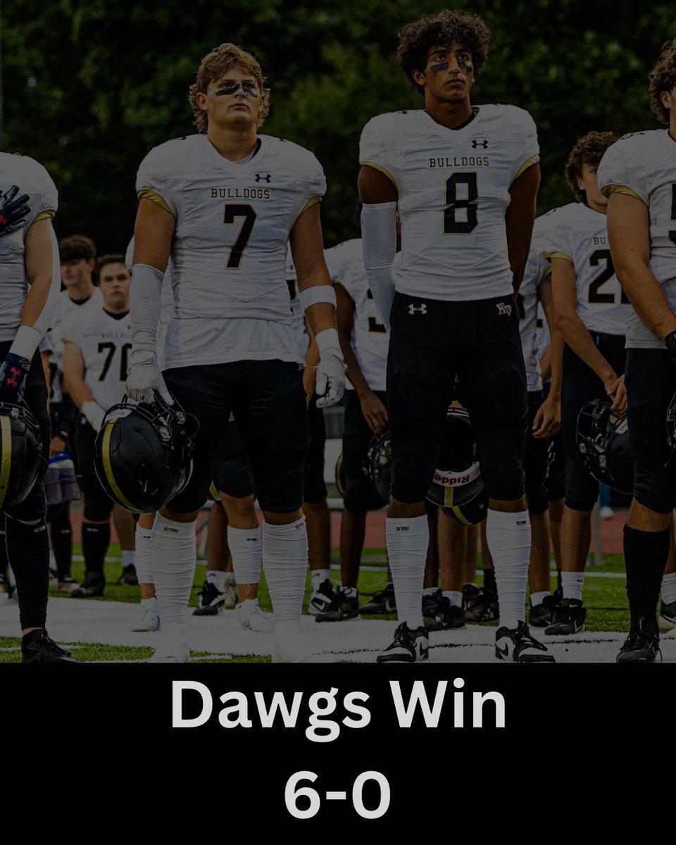 Dawgs win, 35-12 against Seneca on Friday. 🎉🐾