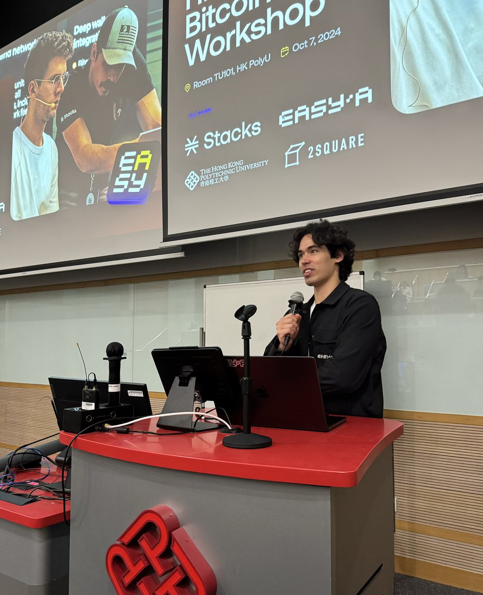 EasyA 🤳📱 tweet media