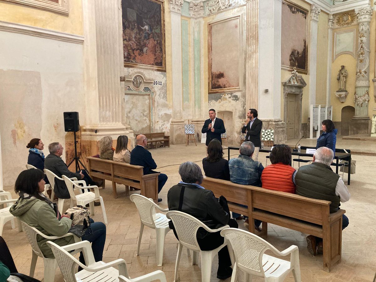 El sábado estuvimos junto a <a href="/DPHuesca/">Diputación de Huesca</a>   en este lugar tan maravilloso, la Casa de Obediencias de la Cartuja. 🏛️
Celebramos la primera convocatoria abierta para definir los usos futuros de este espacio tan bonito y con tantas posibilidades.