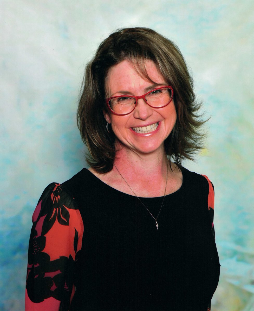 We're welcoming Dr. Sheri Strydhorst to the team as Program Manager, Crops! 

Sheri brings a wealth of #ag knowledge and experience to this role and will play an important role in advancing producer research priorities. 

Welcome aboard! 👋