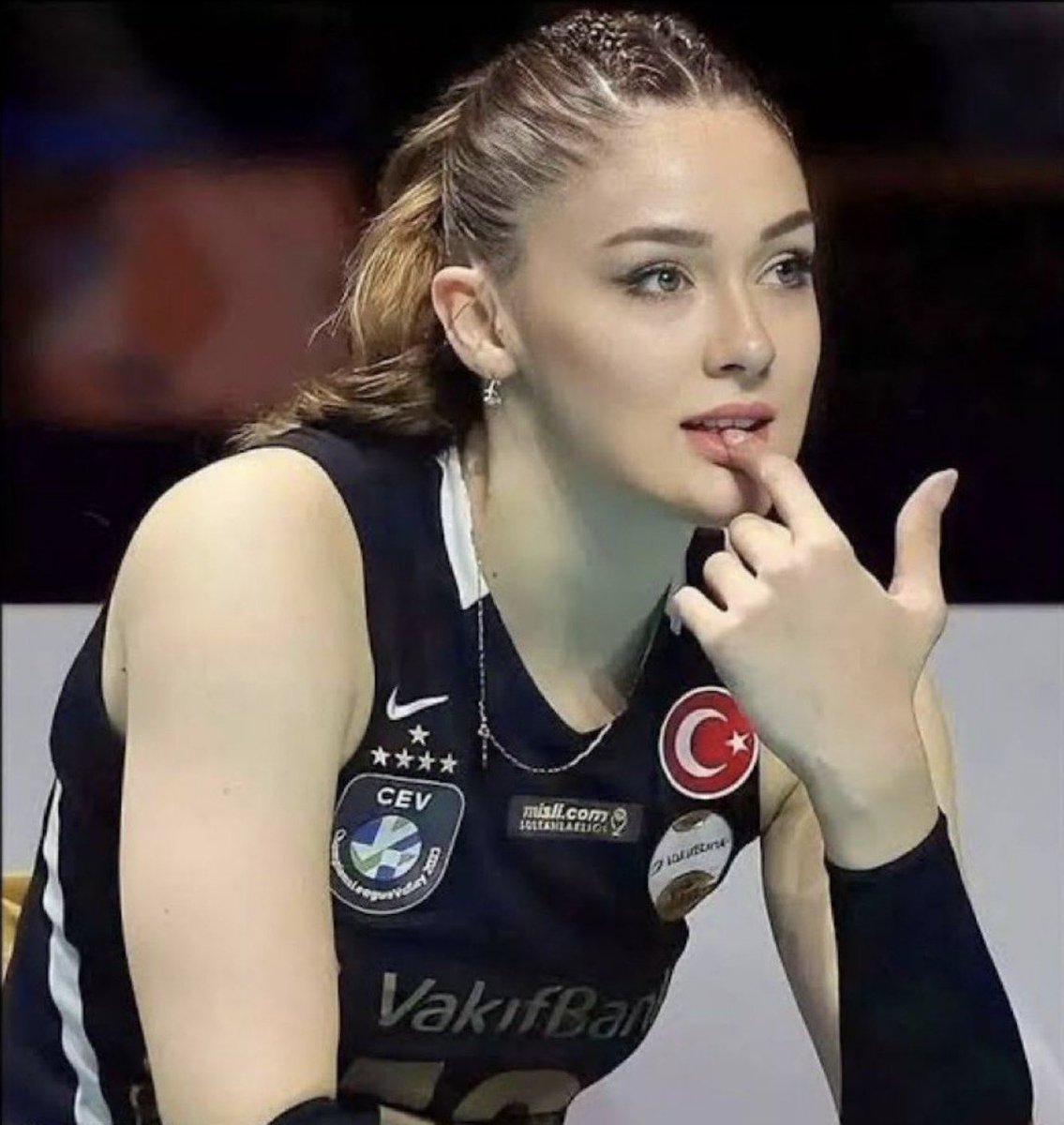 carlos_muscul's tweet image. 9 Oscuros Trucos Psicológicos Para Controlar La Mente De Cualquier Mujer

-Hilo de Psicología Femenina-