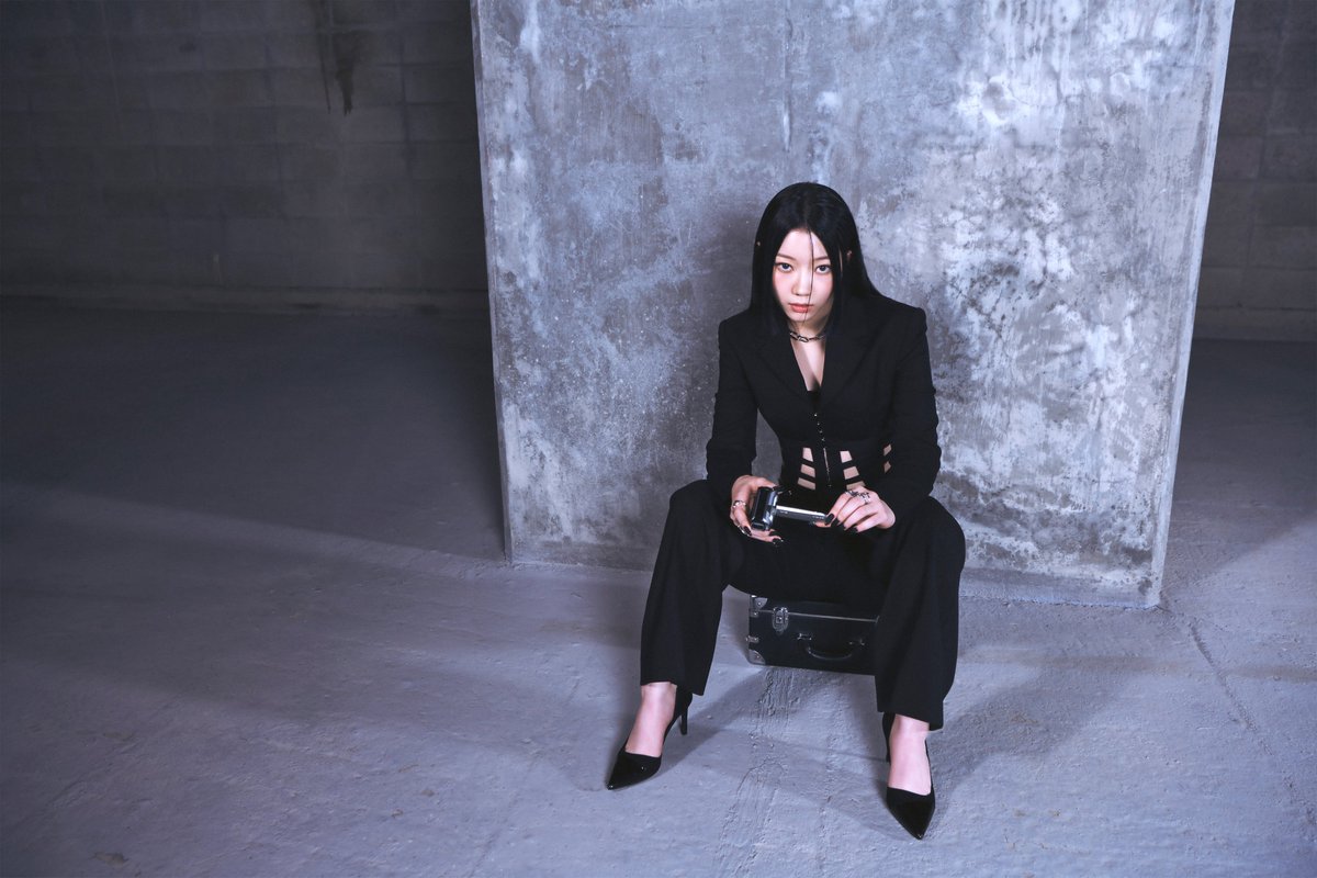 issue_is_coming's tweet photo. Concept Photo B -Solo-
RINO 

IS:SUE 2ND SINGLE
┃𝗪𝗲𝗹𝗰𝗼𝗺𝗲 𝗦𝘁𝗿𝗮𝗻𝗴𝗲𝗿𝘀 ~𝟮𝗻𝗱 𝗜𝗦:𝗦𝗨𝗘~┃
2024.11.13 Release

#RINO #リノ #리노
#ISSUE #イッシュ #이슈
#WelcomeStrangers #2nd_ISSUE https://t.co/Bie4UGn8mu