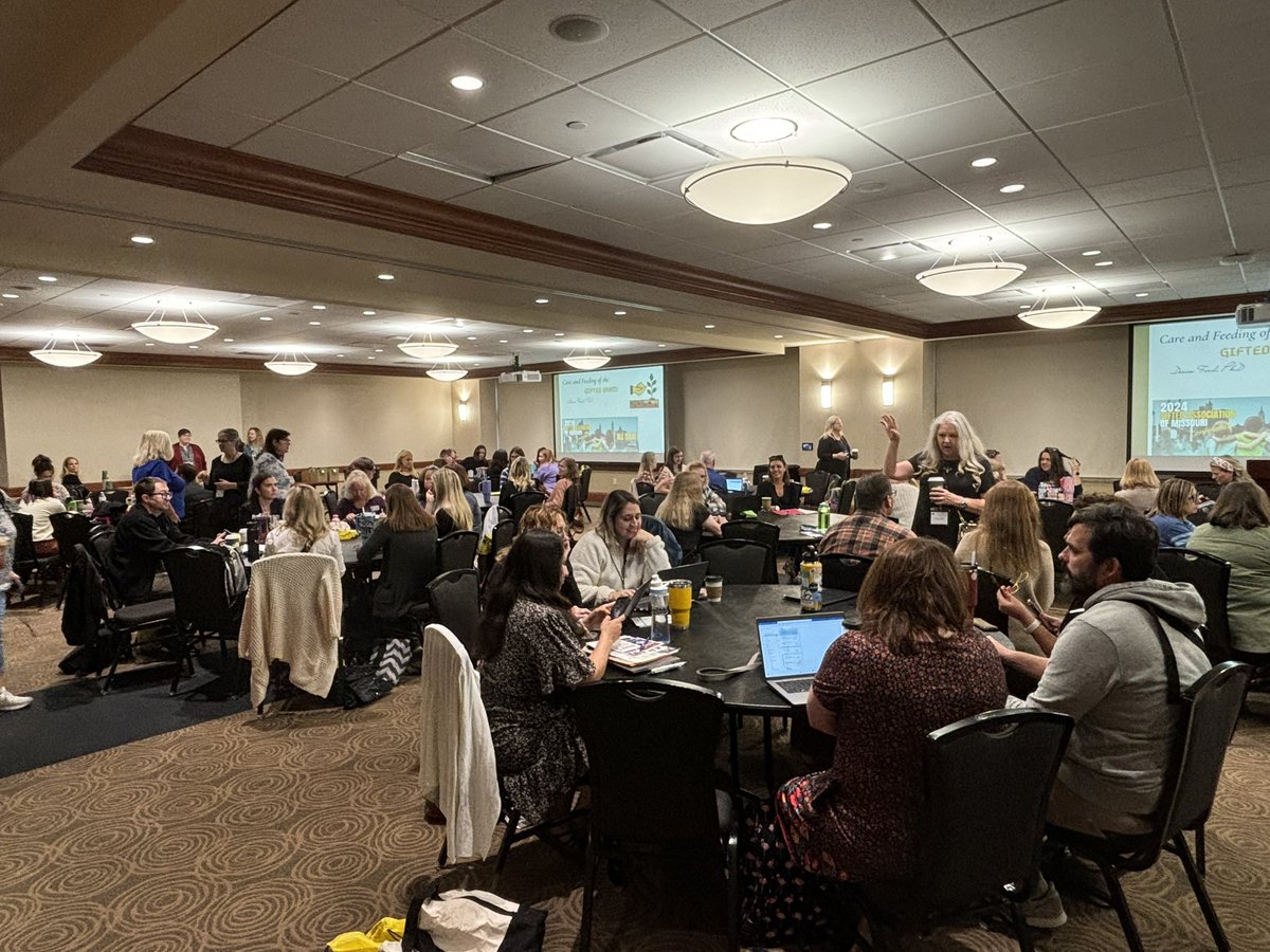 Heather Tomicich tweet media