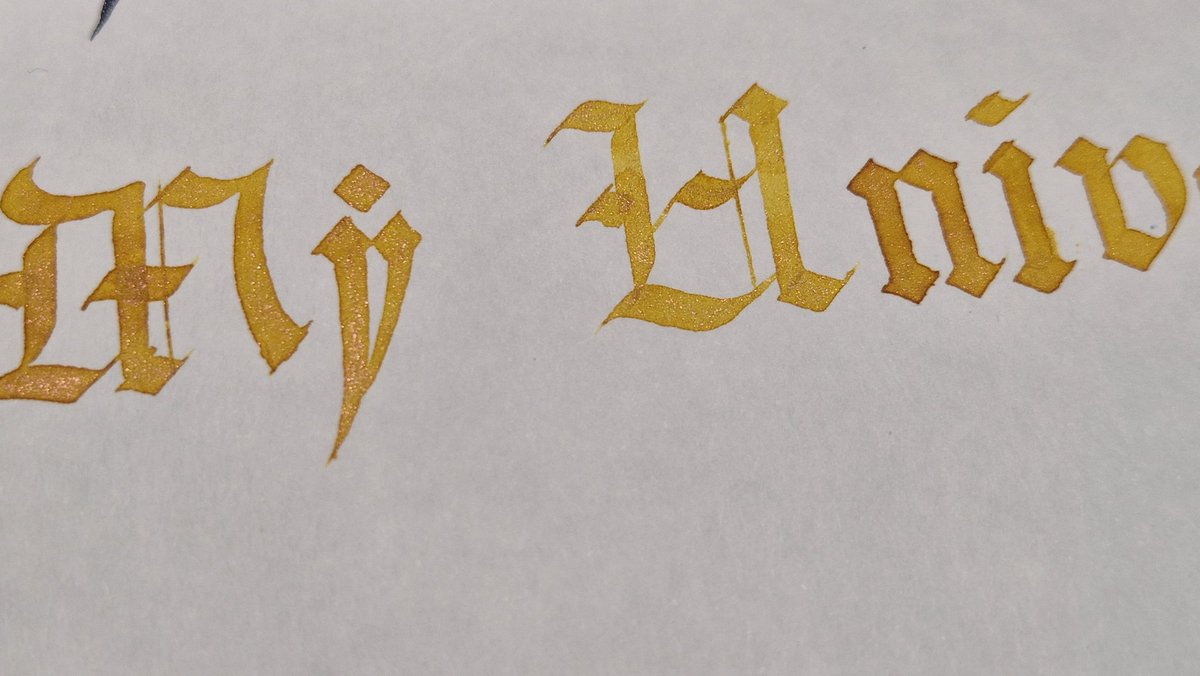 Ziu_Append's tweet photo. 도미넌트 인더스트리 겨울 밤 , 10월의 낙엽
#지우캘리 #ZiuCalligraphy https://t.co/y0zwjyCcQZ