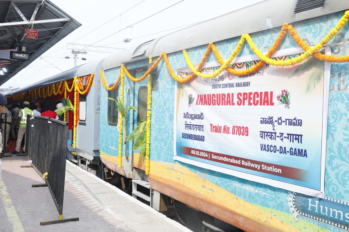HubballiRailway's tweet photo. Train No 07039 Inaugural Special
Secunderabad-Hubballi-Vasco Da Gama
by Union Coal &amp; Mines Minister
G Kishan Reddy @ Secunderabad

Bi Weekly Regular Services w.e.f

9 October 
🚉Train No 17039
Secunderabad-Vasco
Wed &amp; Fri

10 October 
🚉Train No 17040
Vasco-Secunderabad
Thu &amp; Sat https://t.co/xUO54bsE4x