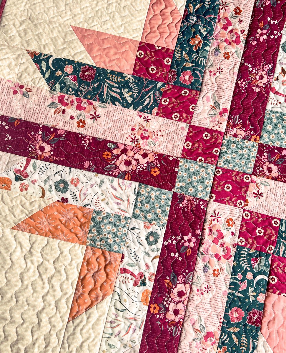 ArtGalleryFab's tweet photo. Get ready, quilters—the #AGFAstrodelicChallenge has officially begun! 🔥
✨ Submit a photo of your AGF Astrodelic quilt on Instagram today for your shot at winning!
#ArtGalleryFabrics #Quilting #Sewing #Challenge #QuiltChallenge #FabricLove #QuiltInspiration #SewCreative https://t.co/WM70gqyF2A