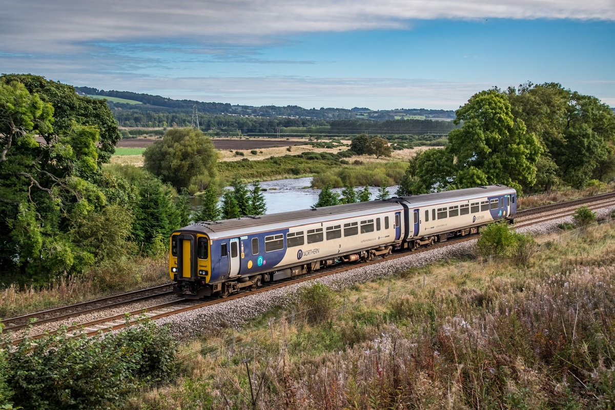 ASMRailPhotos's tweet image. 🖍️| 1N55 0947 Newcastle to Carlisle

📣| @northernassist 
🚂| Class 156447
📍| Hexham
📆| 28/09/2024

#class156 #156447 #northernrail
