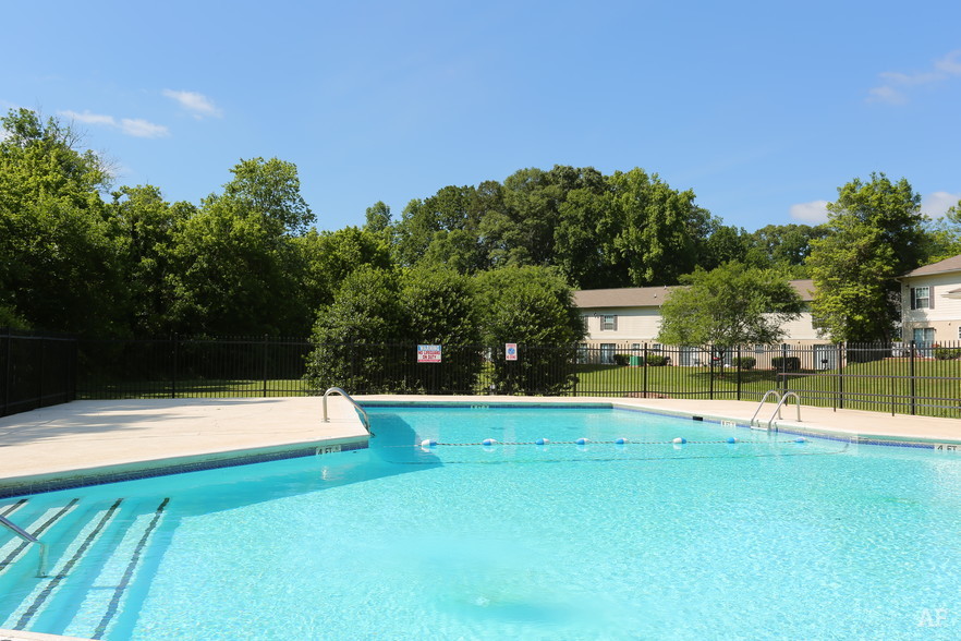 Welcome To Orchard Walk! Take a walk through our Community!