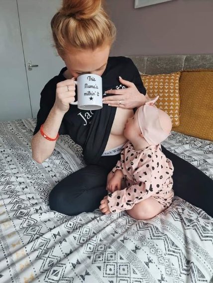 boobingit tweet media