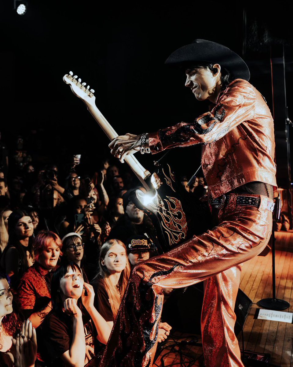 ☨ Twin Temple ☨ (@twintemple) on Twitter photo Kansas hot damn yall were a horny crowd! Tonight we slay <a href="/missionballroom/">mission ballroom</a> in Denver! See you sinners tonight!
VIP MEET & BLEEDS directly after our set near merch🩸
Get tix before they’re gone at twintemple.com/shows Kansas hot damn yall were a horny crowd! Tonight we slay <a href="/missionballroom/">mission ballroom</a> in Denver! See you sinners tonight!
VIP MEET & BLEEDS directly after our set near merch🩸
Get tix before they’re gone at twintemple.com/shows