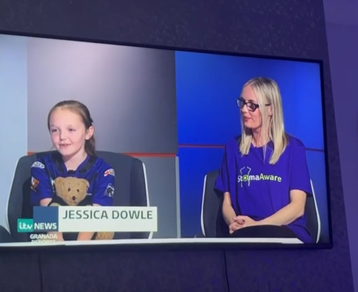 Jessicas stoma journey BCyA tweet media