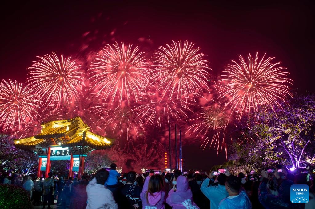 Chinamission2un's tweet photo. Diversified demand boosts China's holiday tourism market https://t.co/kFbhrNyh6D