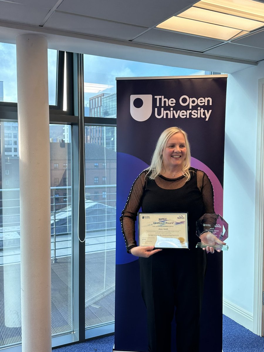 Stephanie Foster Black tweet media