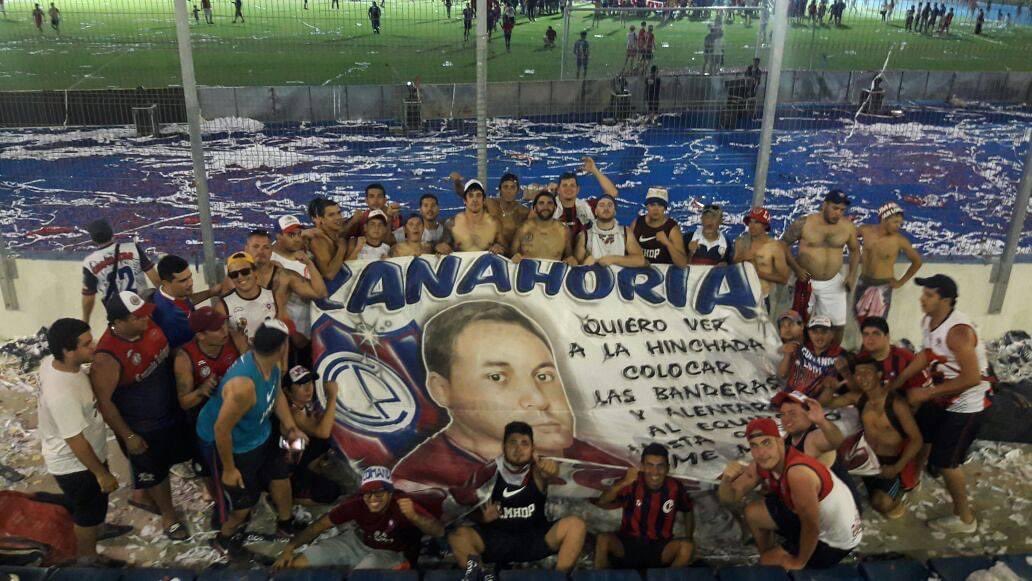 LaBandaDeLosTrapos tweet media