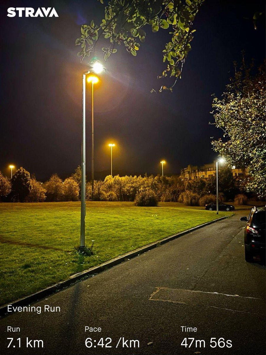 liyantwt's tweet photo. Ballinteer Road, Dublin

[ 7.1km, 6:42/km ] https://t.co/dZS7XuJvNx