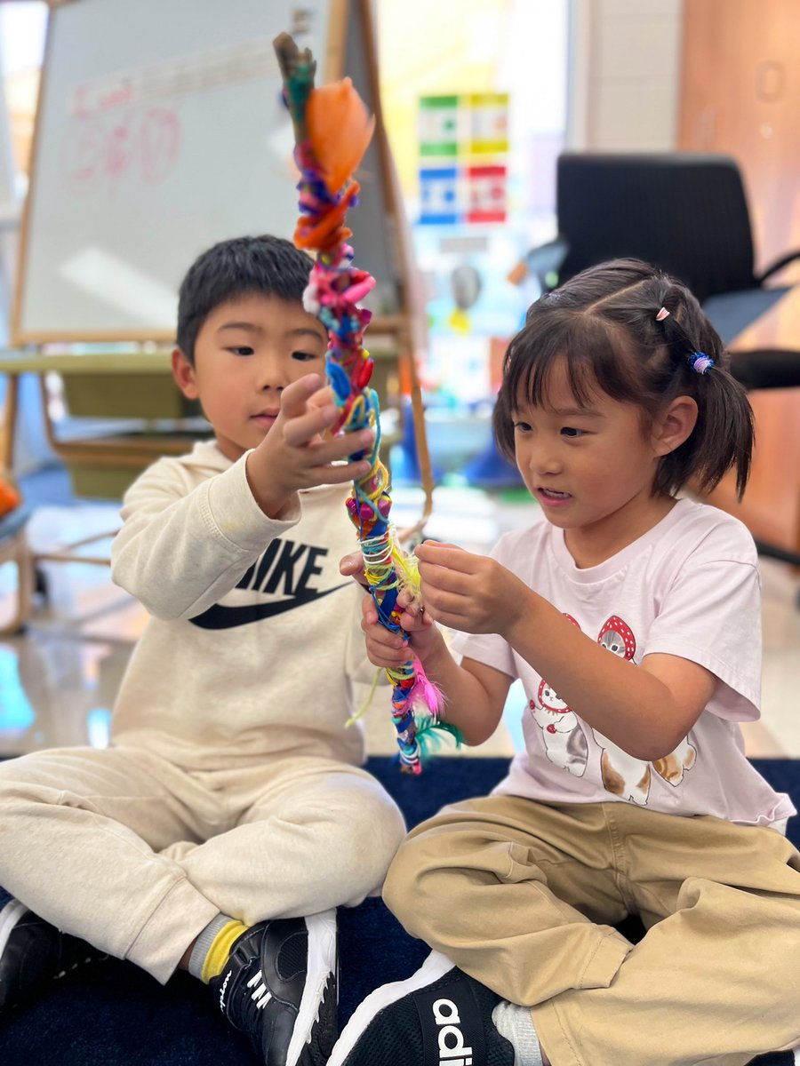 HTS_Kindies's tweet photo. Ask us about sharing our favourite part of our class trip. 🎃 🗓️#talkingstick #sharingcircle #belonging  @HTSRichmondHill 

@HTS_MsRanieri 📸 https://t.co/vVTSpfxcmL