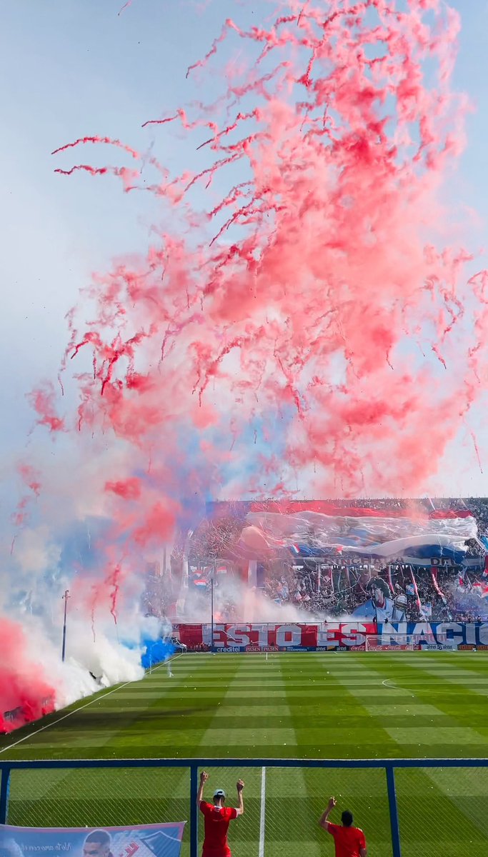 fuhres_luz's tweet photo. Simplemente el Club Nacional de Fútbol 🇳🇱 https://t.co/yzxL9FYAld