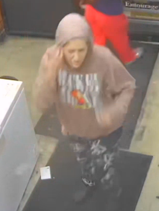 GreecePoliceNY's tweet photo. 🔍ATTEMPT TO IDENTIFY🔎

Greece Police Department, New York is asking for help in identifying the pictured individuals who are involved in using a stolen debit card in the City of Rochester that was stolen from a wallet between 09.03.24 and 09.27.24 from a facility located in town.