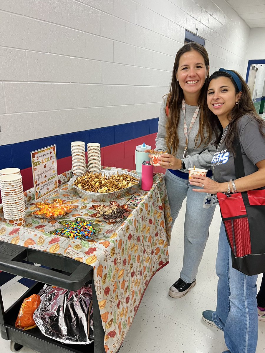 Hannah Jackson (@mshj15) on Twitter photo You better “BE-🍁” that our appreciation for our staff is “UN-FALL-TERING”! 🍂 What better way to start off the week than with a special Fall treat from Admin! We 🧡 our staff and grateful for all they do! <a href="/NISD/">Northside ISD</a> #BlazeTheWay You better “BE-🍁” that our appreciation for our staff is “UN-FALL-TERING”! 🍂 What better way to start off the week than with a special Fall treat from Admin! We 🧡 our staff and grateful for all they do! <a href="/NISD/">Northside ISD</a> #BlazeTheWay