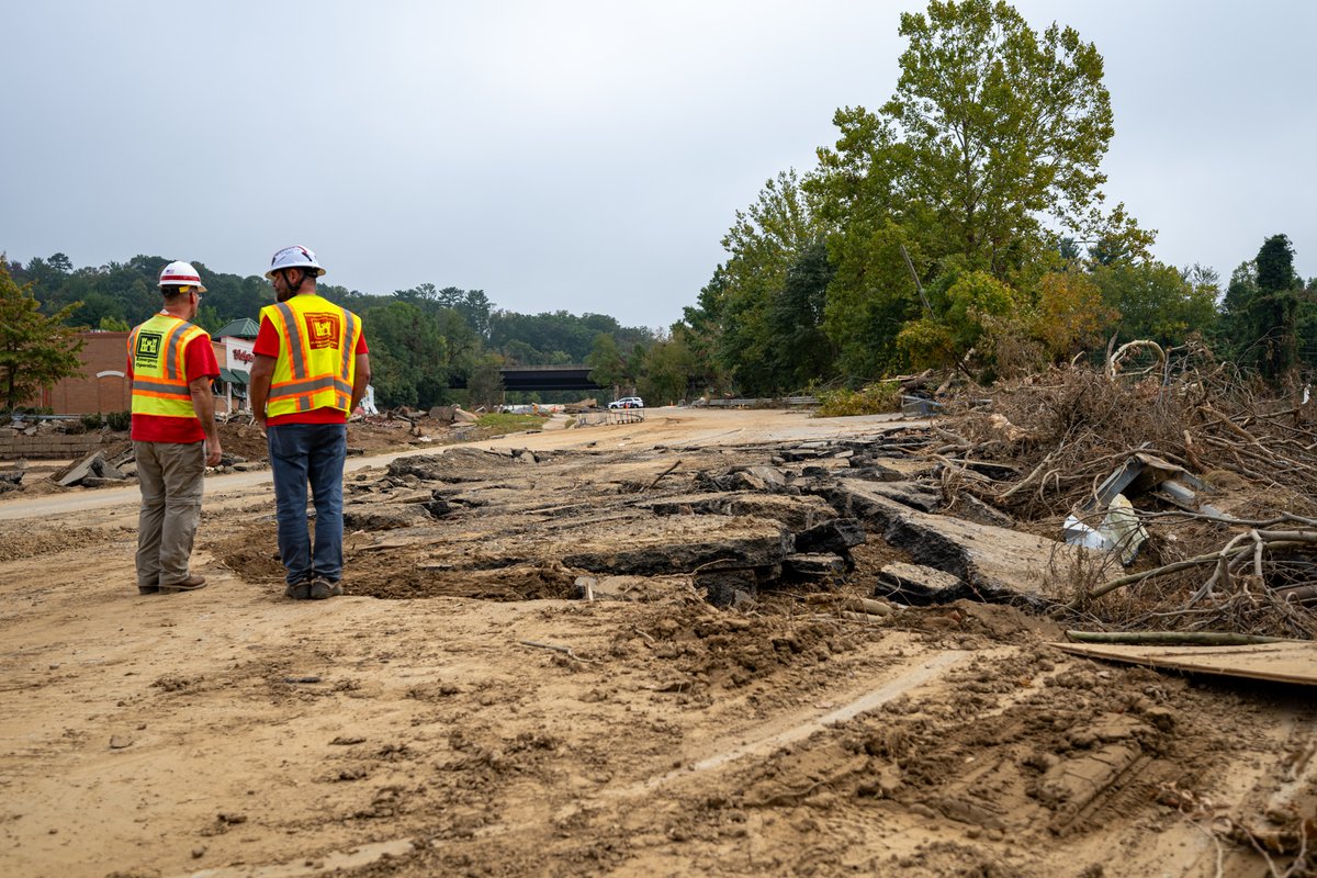 Archive: Sabrina Singh (@deppresssingh) on Twitter photo As the <a href="/DeptofDefense/">Department of Defense 🇺🇸</a> continues to stay fully engaged with @FEMA and the whole-of-government relief efforts related to Hurricane Helene, we thank the Guardsmen and active-duty service members providing capabilities that best support needs on the ground. As the <a href="/DeptofDefense/">Department of Defense 🇺🇸</a> continues to stay fully engaged with @FEMA and the whole-of-government relief efforts related to Hurricane Helene, we thank the Guardsmen and active-duty service members providing capabilities that best support needs on the ground.