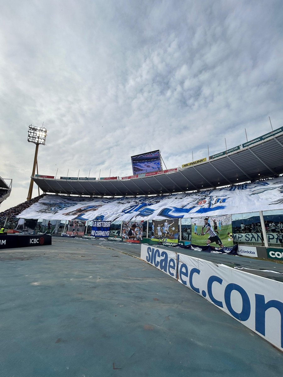Recibimiento Albiazul tweet media