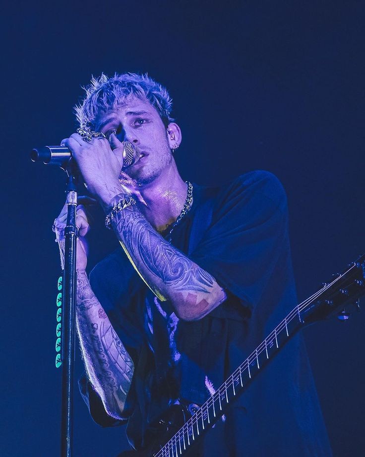 MGK_pics's tweet image. 