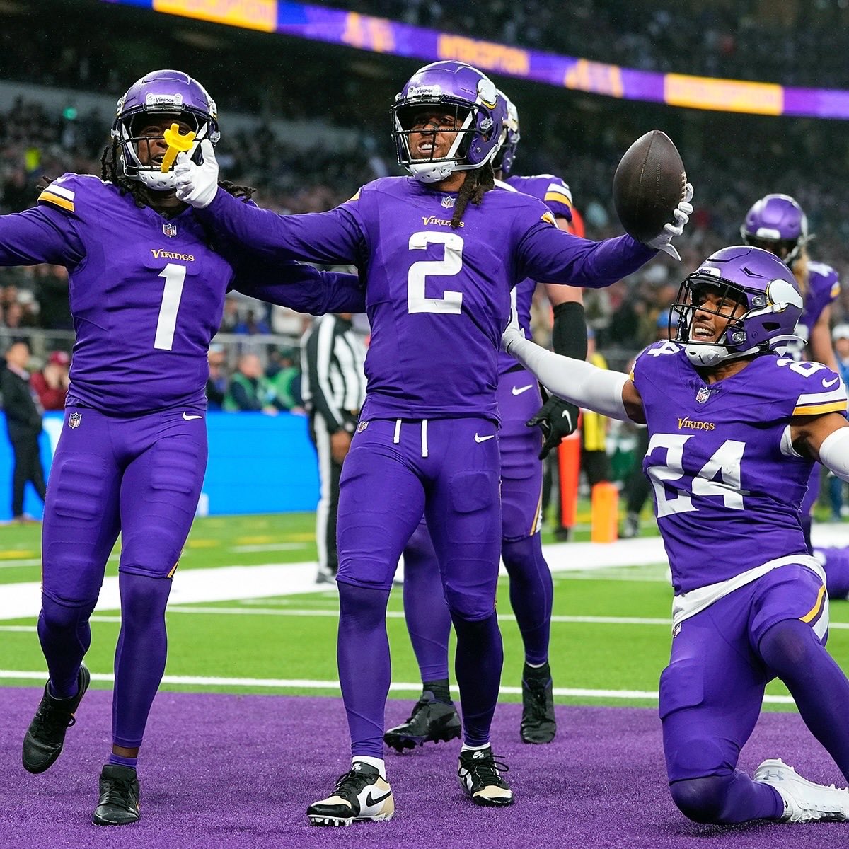 vikingzfanpage's tweet photo. The #Vikings have more interceptions (11) than total TD’s allowed (9) this season. https://t.co/o3KDNBEWr4