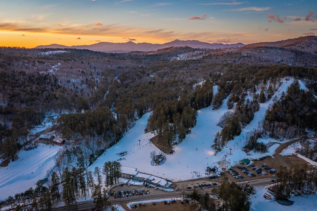 KingPineSkiArea's tweet image. ❄️Don't miss out on purchasing a 2024/25 King Pine season pass at current low rates, and last chance to save with the Family 4-Pack, before Monday, October 14. Visit kingpine.com/tickets-passes… for info, rates, and to purchase online today. ⛷️🏂 #ItAllStartsHere #WinterIsComing