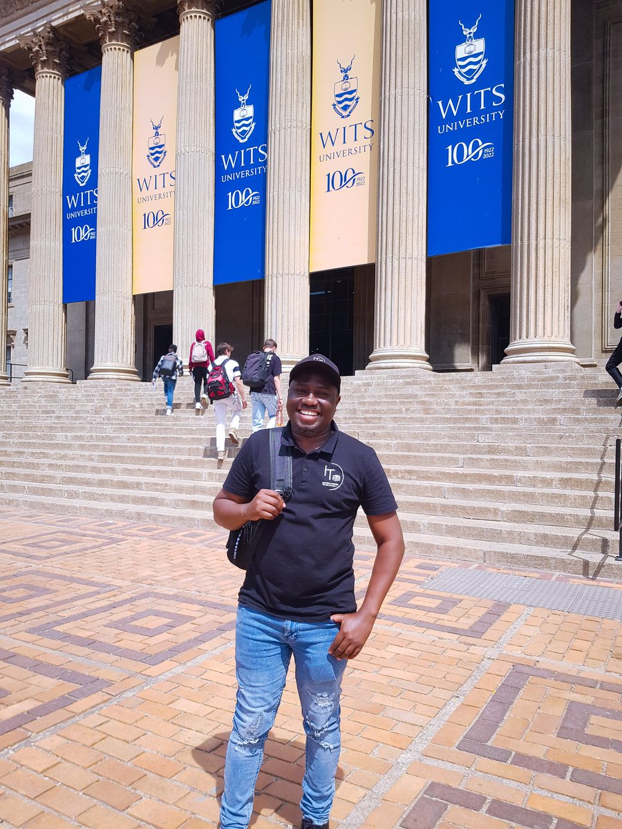 NjabuloNkabin15's tweet photo. It is all about helping people speak English now in 5 days.
#englishspeakingclass
#ESC10
Panyaza Dr John Hlophe #SouthgateShopping #SenzoMeyiwaTrial Tumi https://t.co/azObqTsUTX