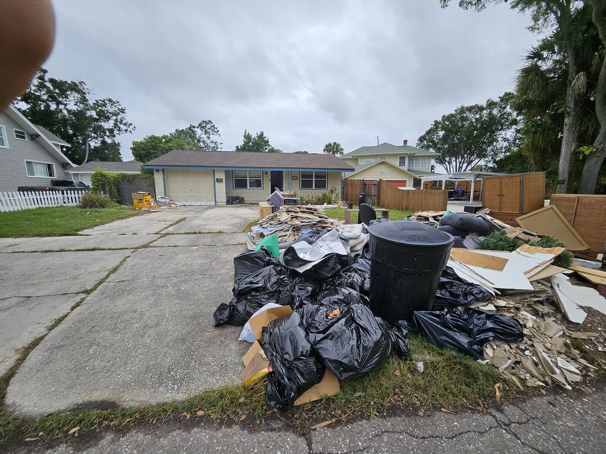micRobusta's tweet photo. @StPeteFL I already lost my house to flooding by Helene. There is debris here still. Worried it might be projectile for Milton. Please help. I do know you guys are doing your best. Thank you please. This is 4th St St Pete between Miramar and 6th St. https://t.co/HQuLzvhqV0