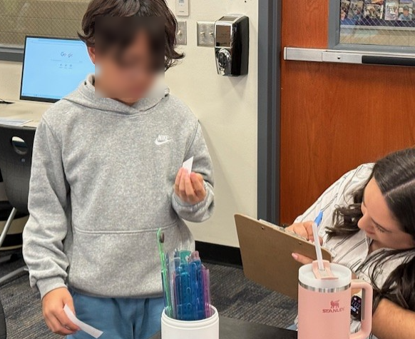 HistoryandTech's tweet photo. Truly a team effort as 6th grade science continues their PBL and adds verbal checkpoints.  Cheers to 7th grade science for pitching in and helping out.  @phms_panthers @aguilarscience @VKrosigk @KesslerScience https://t.co/5wGuB4MslL