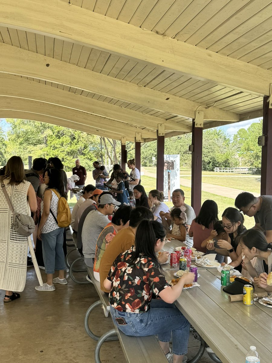 TAMU_PDA's tweet photo. 🍂 Huge thank you to everyone who joined us for the Fall Picnic! It was great seeing postdocs and families having fun and making connections. Special shoutout to Dr. Joana Rocha for organizing such a fantastic event! 🙌 #TAMUPostdocs #FallPicnic https://t.co/tXMocqgJBt