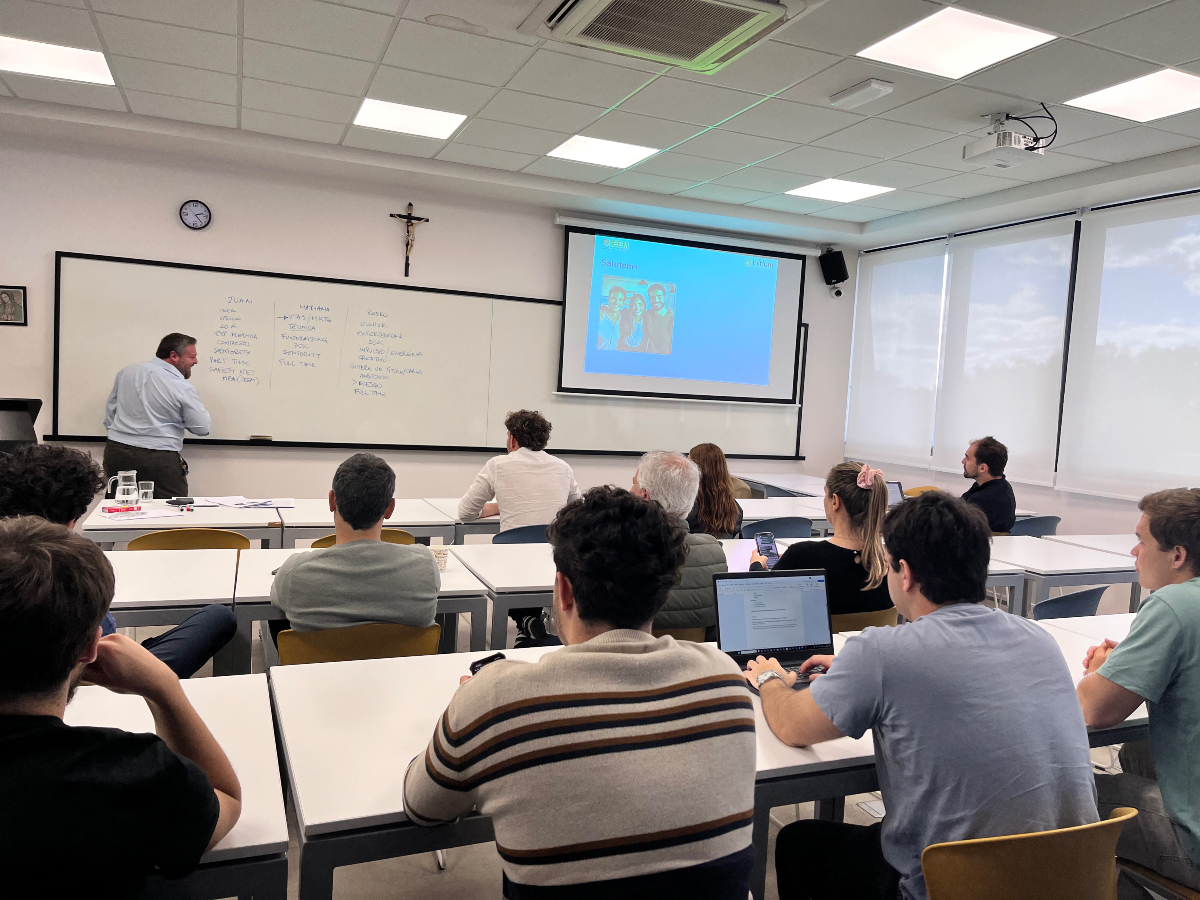 El próximo jueves 10 de octubre, continuamos nuestro programa de talleres legales para emprendedores, con una sesión clave sobre “Financiando el emprendimiento en cada etapa - Las opciones desde capital semilla a mercado público”.

✅ Inscríbete aquí: forms.office.com/r/LsfvDzz203