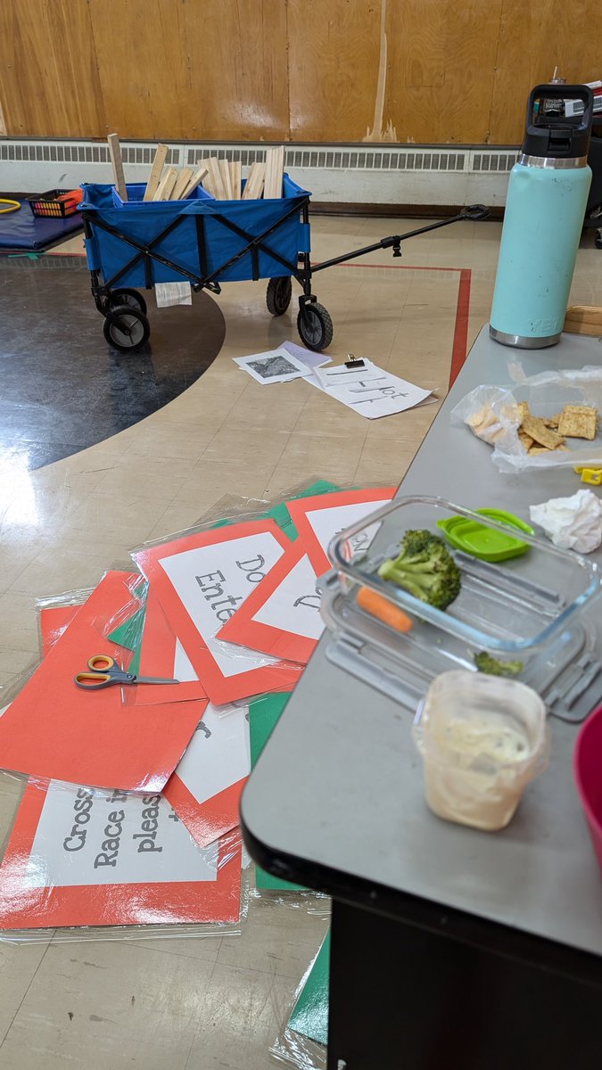 T. Hudson π¨π¦ (@mshudsonpe) on Twitter photo The behind the scenes of this Wednesday Cross Country Meet. Me, eating my lunch while prepping the signs, maps, etc. <a href="/HRCE_NS/">Halifax Regional Centre for Education</a> Shout out to all the teachers giving up their breaks to get things done. The behind the scenes of this Wednesday Cross Country Meet. Me, eating my lunch while prepping the signs, maps, etc. <a href="/HRCE_NS/">Halifax Regional Centre for Education</a> Shout out to all the teachers giving up their breaks to get things done.