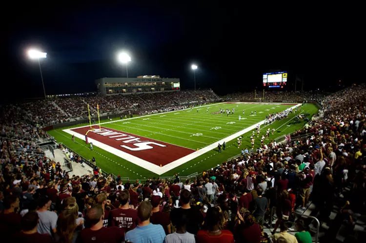 Exited to be at SIU this weekend ‼️<a href="/SIU_Football/">Saluki Football</a> <a href="/CoachMaccc/">Mac McLeran</a> <a href="/TerryHawthorne1/">Coach Hawthorne</a> <a href="/17NickHill/">Nick Hill</a>