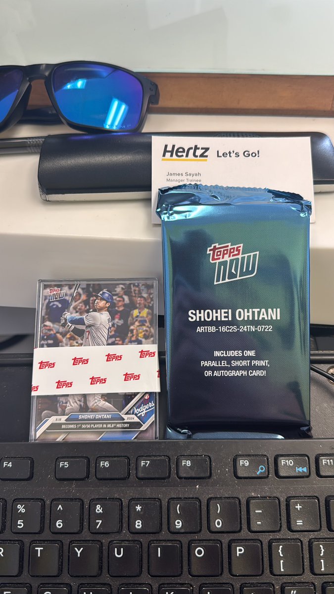 roadkill518's tweet photo. What an amazing surprise in my @Topps  now order of 5 Shohei Ohtani 50/50 cards. 
 
#topps #toppsnow #shoheiohtani #whatcoulditbe #baseballcards https://t.co/Y6z26Iqry9