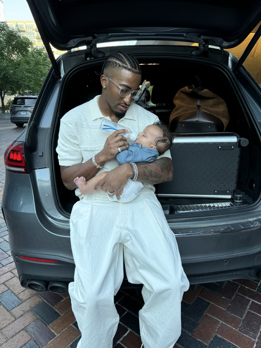 Blessed… can’t complain 🐻🤍🔁 #StayTrue