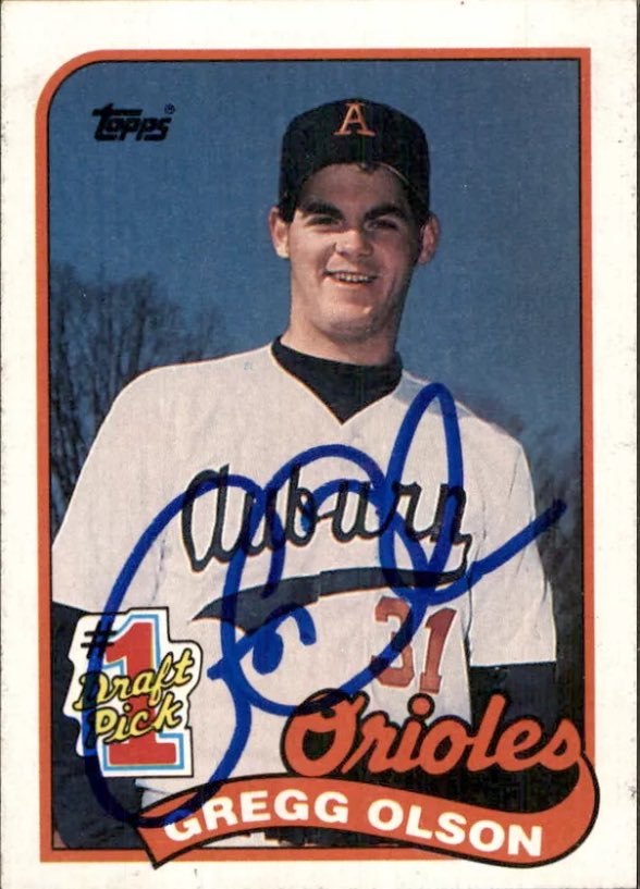 CardboardHistry's tweet photo. Saturday was another tough day of ๐ as an #Auburn alum & lifelong fan, but my spirits were lifted that night not just by Vandy but when I pulled this Gregg Olson out of my mailbox: 1989 #ALROY, 217 saves, as great a curveball as youโll ever see & a fun follow here on X! #WDE ๐ฆ
https://t.co/JFYJyxETXA