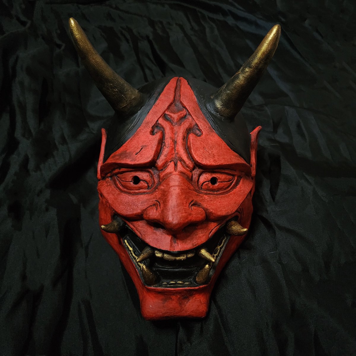 SychCosplay's tweet photo. Оur workshop are created various versions of the Khanya mask are created - each in a single copy.

More in our Inst https://t.co/ooIUzJwtLP https://t.co/PJ0liXYn7k