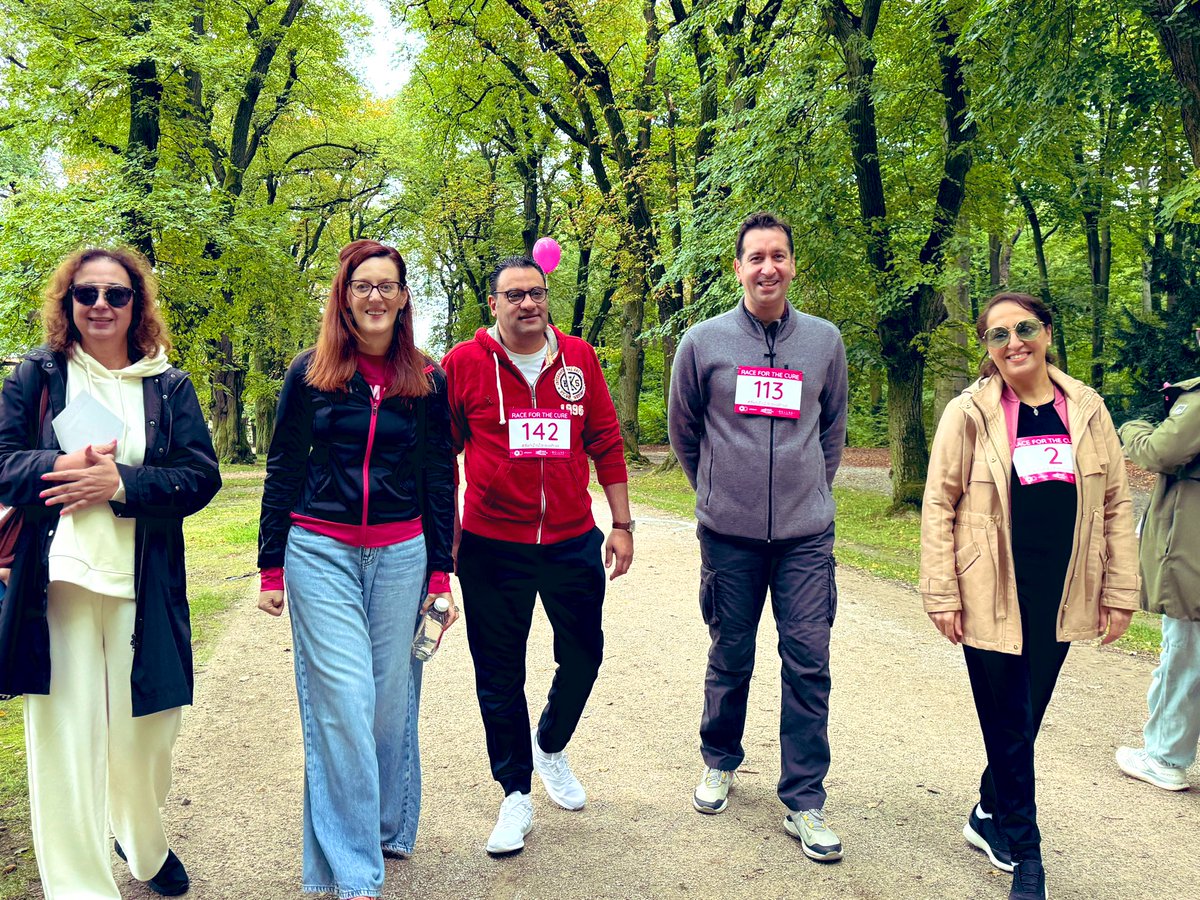 YSouiden's tweet photo. #octobrerose2024 🎀#PinkOctober2024 🔬#raceforthecure2024 🩺
@MartinaMlinare1 @AntoanetaBarta @AmbAyeshaAli @AmbMahmoudAfifi @suzi_sidek https://t.co/72X1c8YXe4