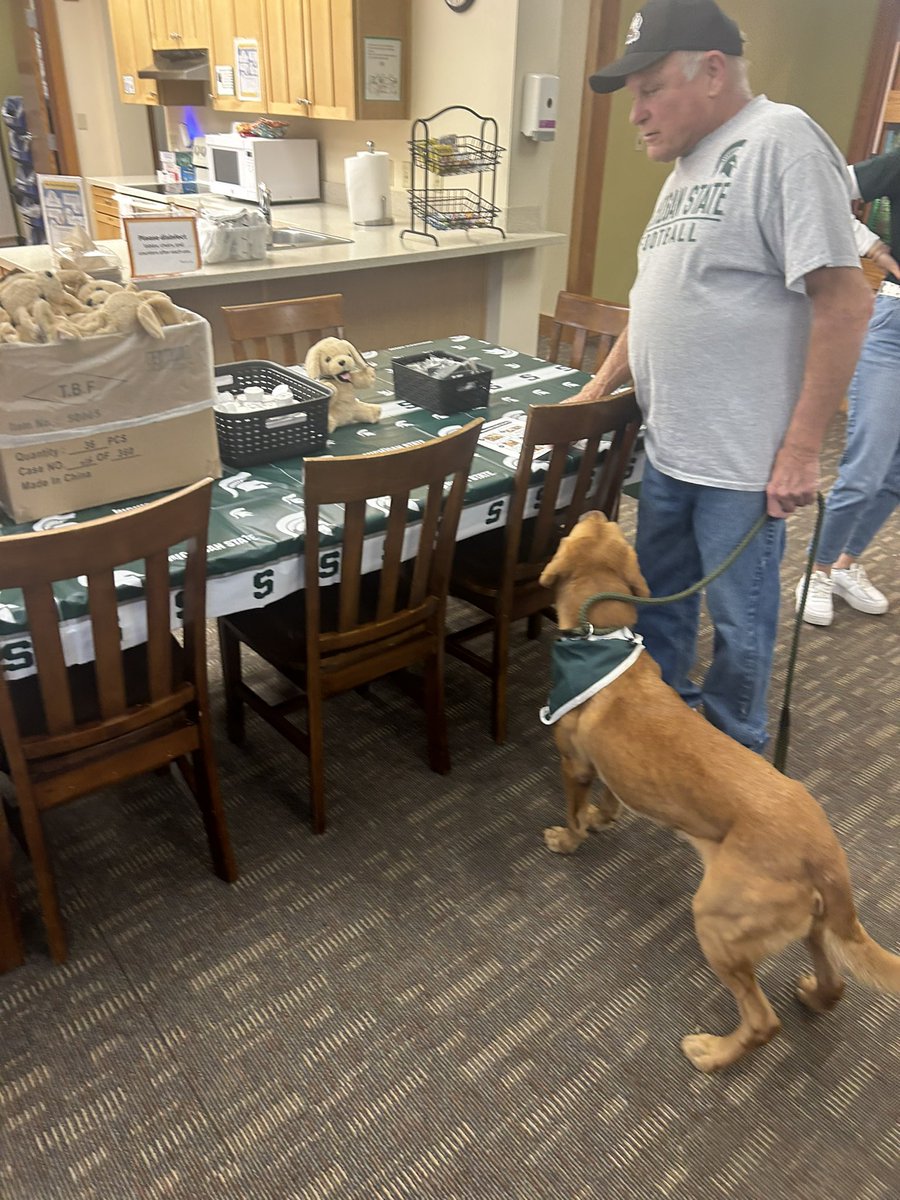 Kurt Richardson (@motownkurtis) on Twitter photo Our guys are spending time with <a href="/ToddJDuckett/">T.J. Duckett</a> and <a href="/MSUZeke/">Zeke 🥏 the Wonderdog🐕</a> making awesome gifts for families and children utilizing the services of the Ronald McDonald House of Mid- Michigan. #HighOutputInTheCommunity #BattleForTheHouses Our guys are spending time with <a href="/ToddJDuckett/">T.J. Duckett</a> and <a href="/MSUZeke/">Zeke 🥏 the Wonderdog🐕</a> making awesome gifts for families and children utilizing the services of the Ronald McDonald House of Mid- Michigan. #HighOutputInTheCommunity #BattleForTheHouses